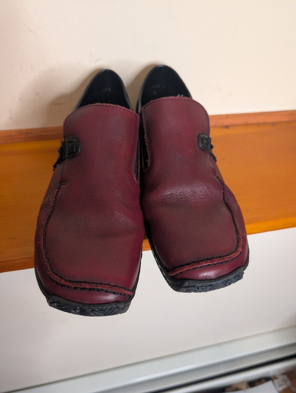 Rieker Women’s Burgundy & Black Slip-On Leather Shoes 40 - Picture 6 of 9